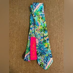 NWT LILLY PULITZER Men’s Tie - Lilly’s House print